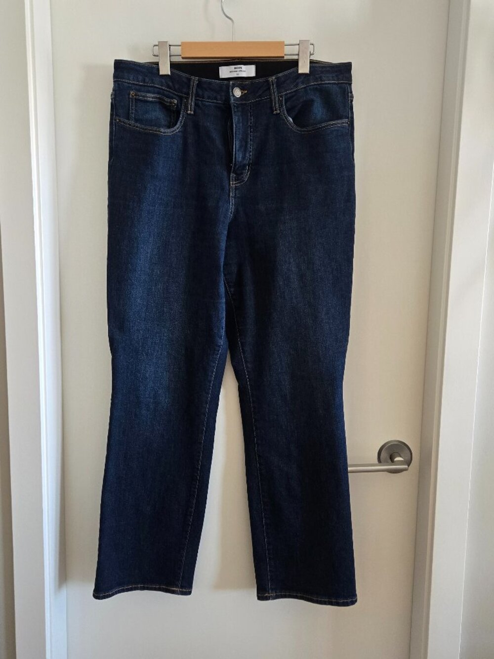 Ricki's High Rise Straight Jeans – Size 14 – Dark Wash